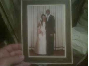 Illustration for article titled Last Minute Gift Ideas: Kobe's Prom Picture